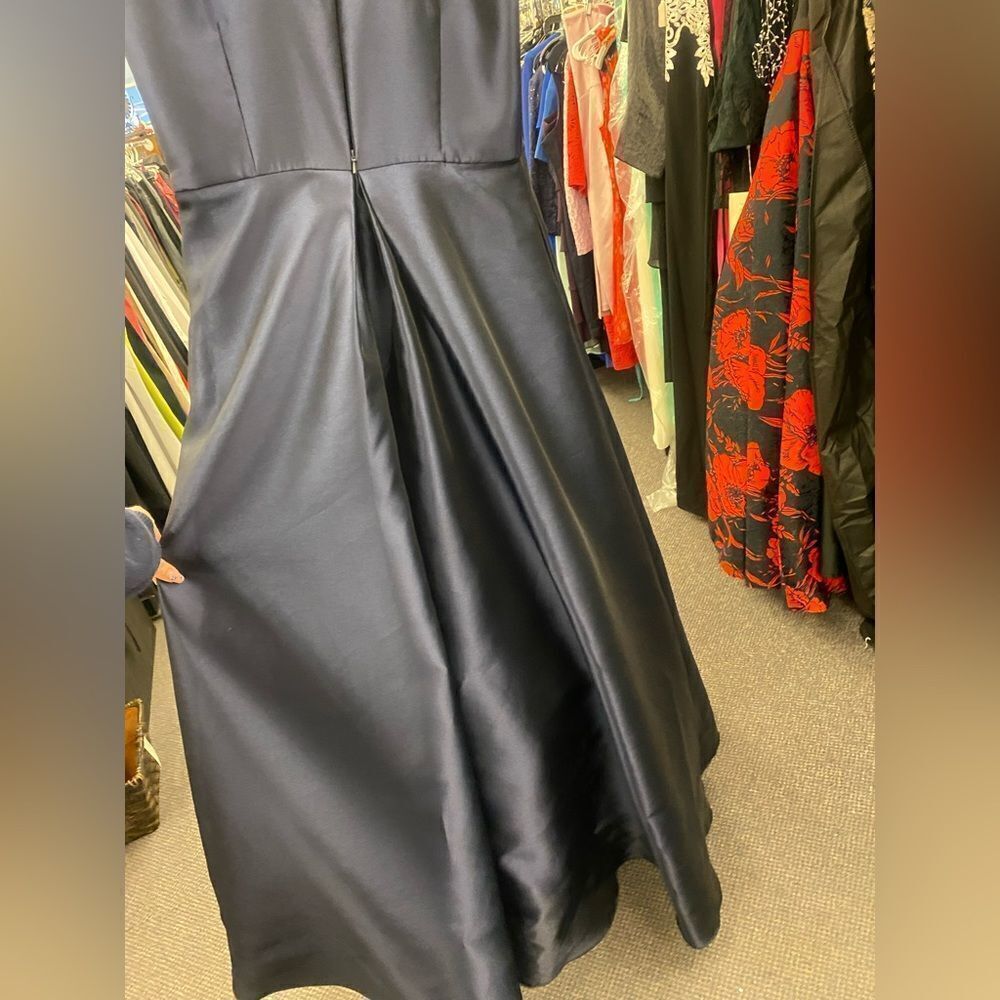 Ml Monique lhuillier ladies 14 navy blue formal - Picture 5 of 5